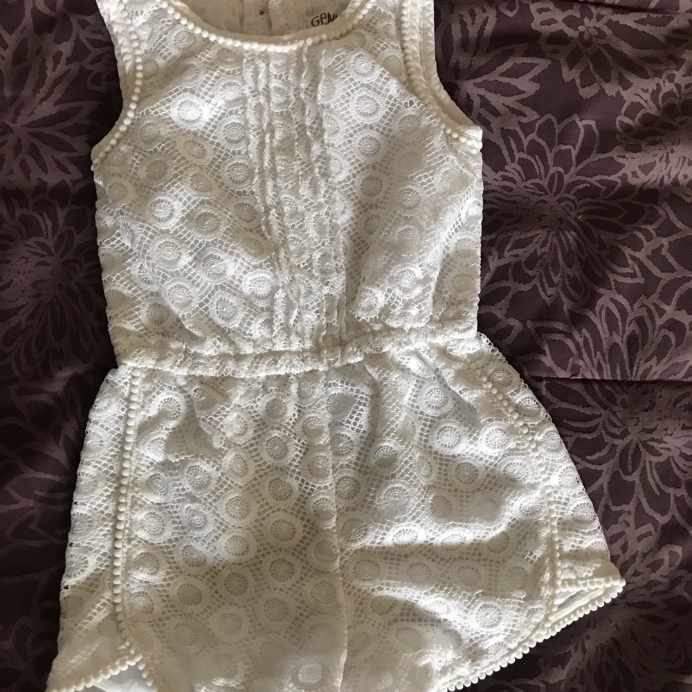 4T White Romper